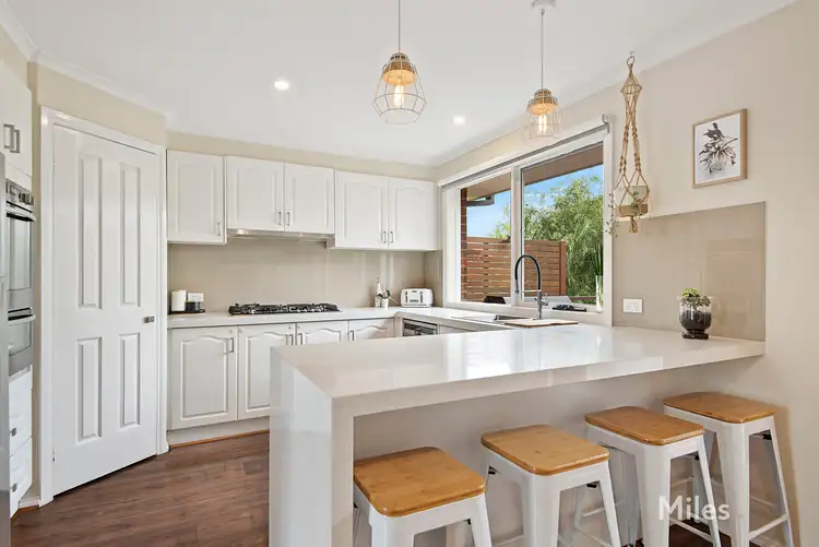 Fifth view of Homely house listing, 8 Derwent Place, Watsonia North VIC 3087