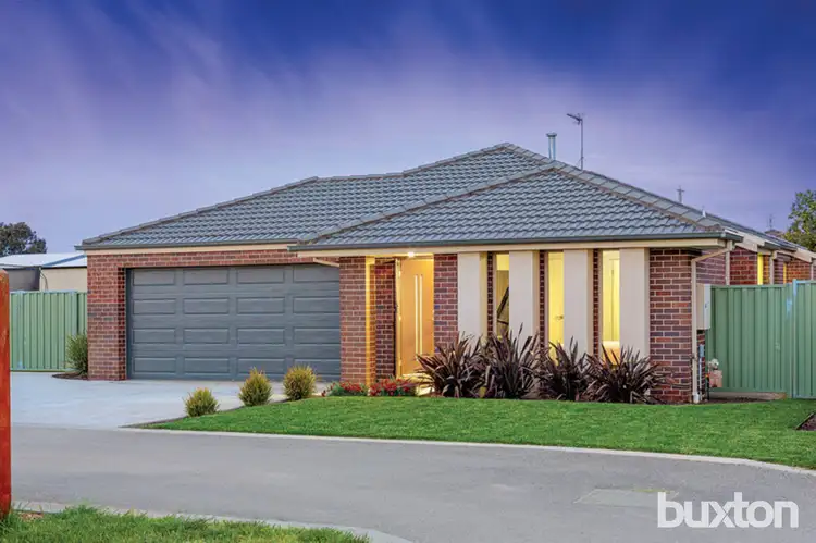 4 Crestmont Court, Miners Rest VIC 3352