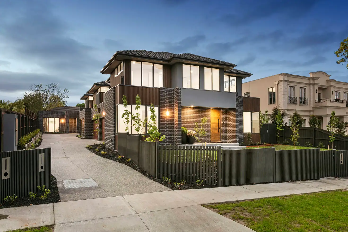Main view of Homely townhouse listing, 2/2 Johnston Street, Ashburton VIC 3147