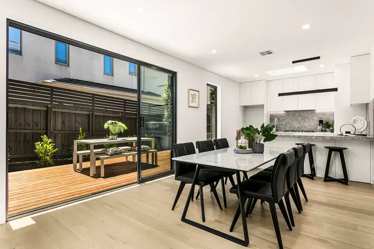 Fifth view of Homely townhouse listing, 2/2 Johnston Street, Ashburton VIC 3147