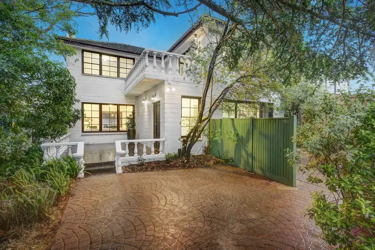 Main view of Homely townhouse listing, 5 East Boundary Road, Bentleigh East VIC 3165
