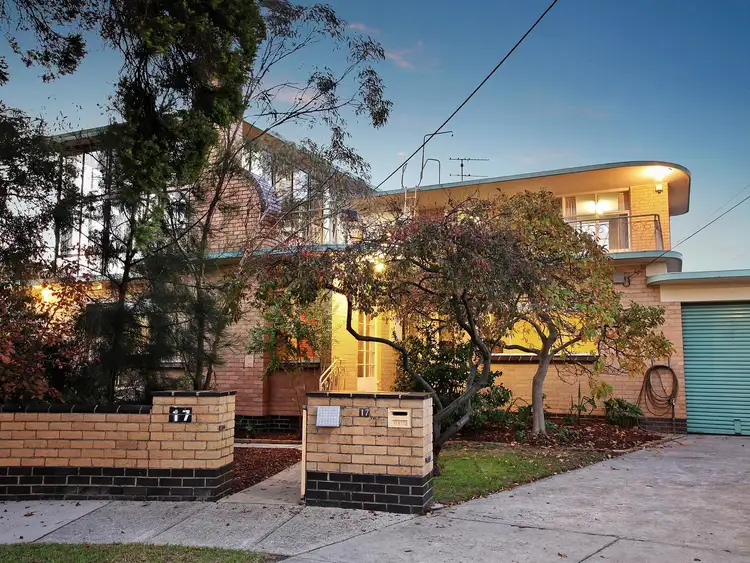 17 Box Court, Bentleigh East VIC 3165