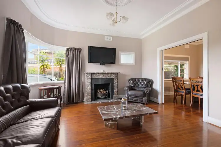 Second view of Homely house listing, 3 Rayern Court, Bentleigh East VIC 3165