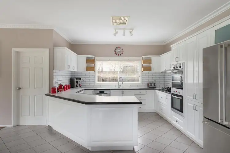 Fourth view of Homely house listing, 3 Rayern Court, Bentleigh East VIC 3165
