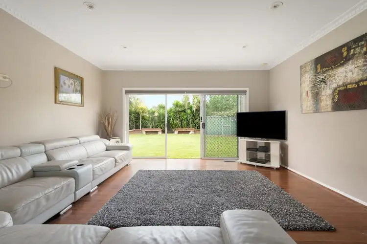 Fifth view of Homely house listing, 3 Rayern Court, Bentleigh East VIC 3165