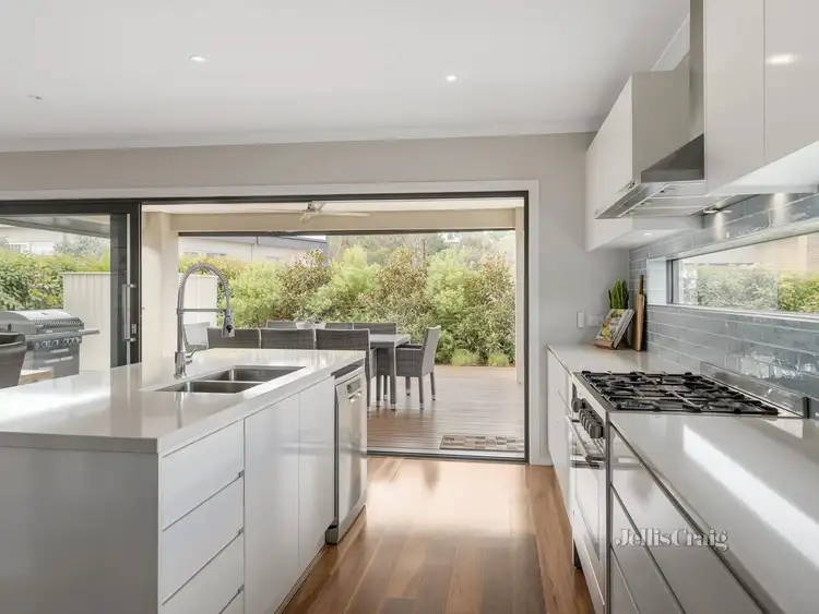 Fifth view of Homely house listing, 109 Kalbar Road, Eltham VIC 3095