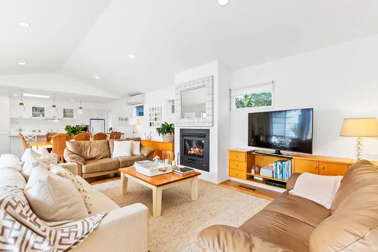 Third view of Homely house listing, 8 Aviemore Close, Sorrento VIC 3943