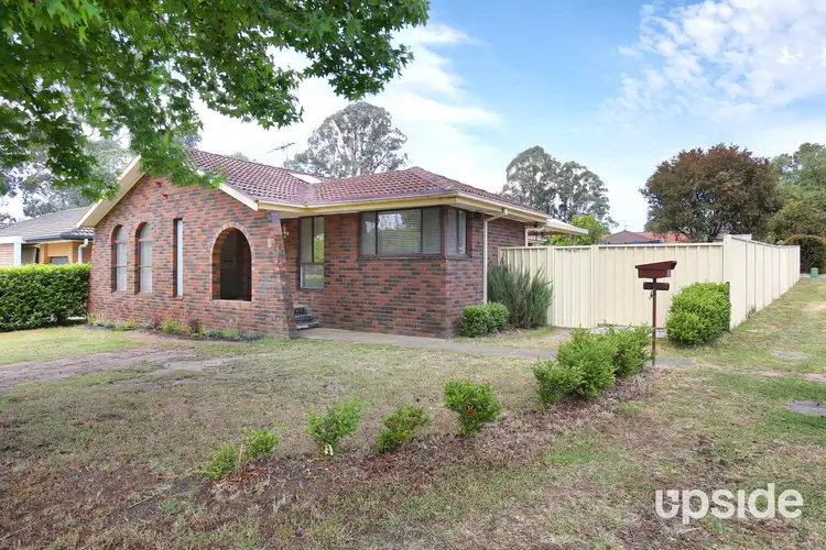 6 Bruchhauser Crescent, Elderslie NSW 2570
