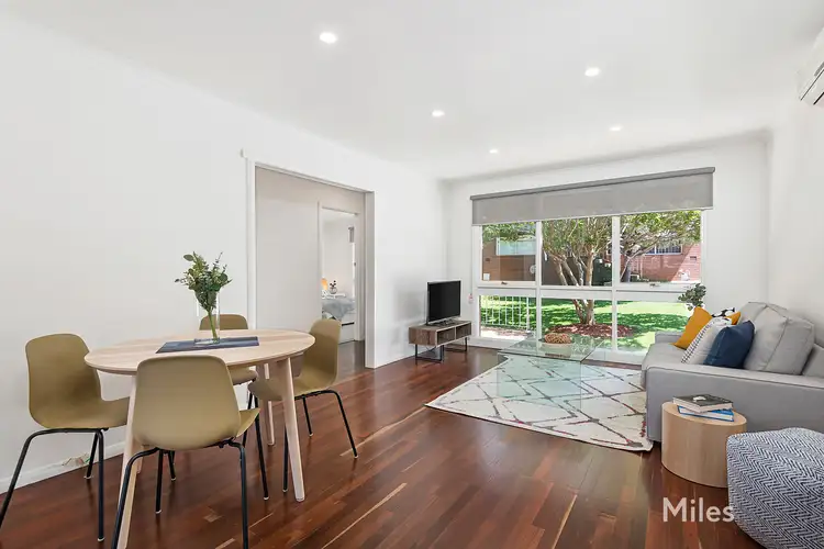 Second view of Homely unit listing, 4/7-9 Strathallan Road, Macleod VIC 3085