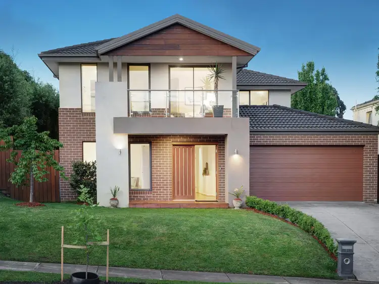 21 Pioneer Close, Vermont South VIC 3133