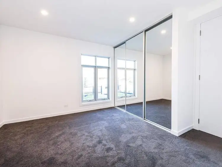 Fifth view of Homely house listing, 1/10 Francesco Street, Bentleigh East VIC 3165