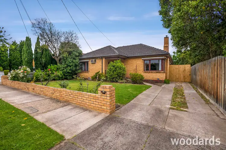 Main view of Homely house listing, 2 Castlewood Street, Bentleigh East VIC 3165