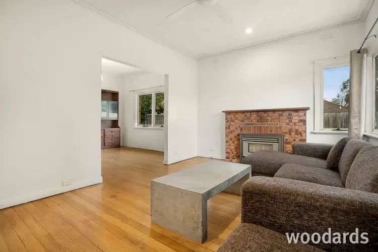 Third view of Homely house listing, 2 Castlewood Street, Bentleigh East VIC 3165