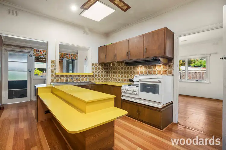 Sixth view of Homely house listing, 2 Castlewood Street, Bentleigh East VIC 3165