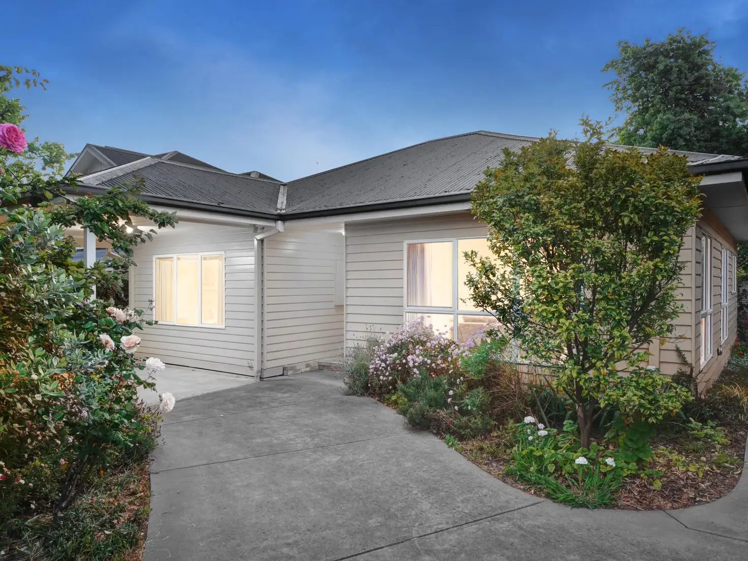 Main view of Homely house listing, 8 Ashlar Crescent, Blackburn VIC 3130