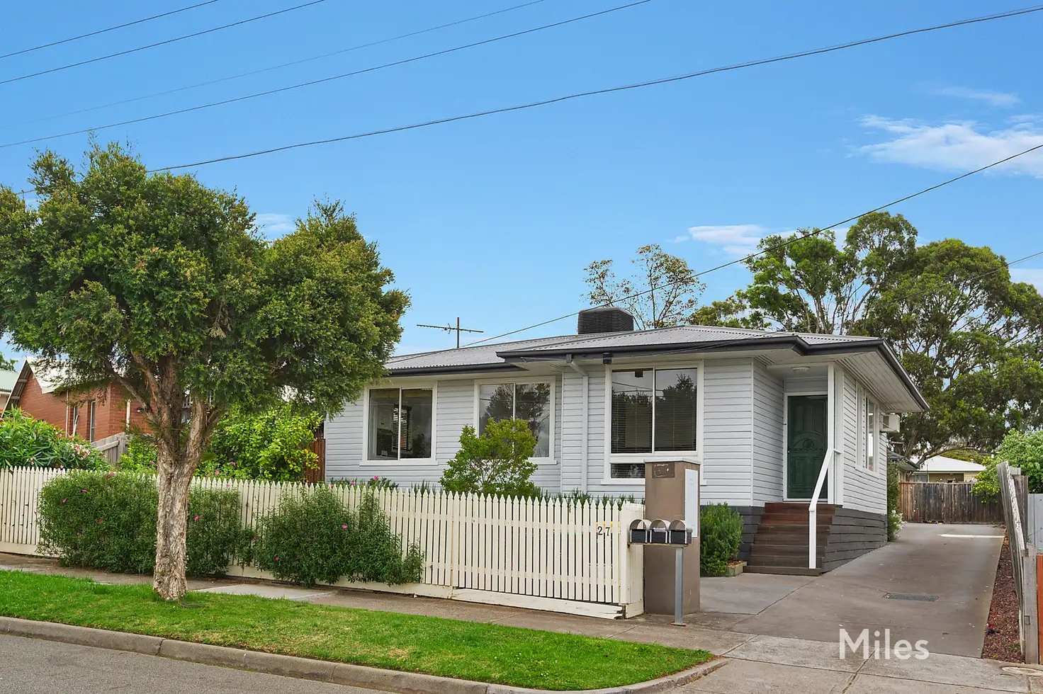 Main view of Homely unit listing, 1/27 Erskine Avenue, Reservoir VIC 3073