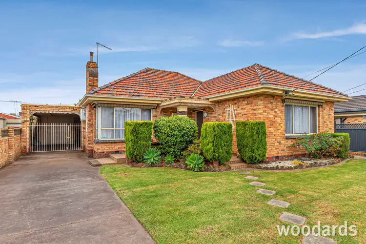 Main view of Homely house listing, 5 Caleb Street, Bentleigh East VIC 3165