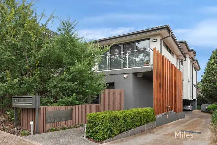 1/44 Barkly Place, Heidelberg VIC 3084