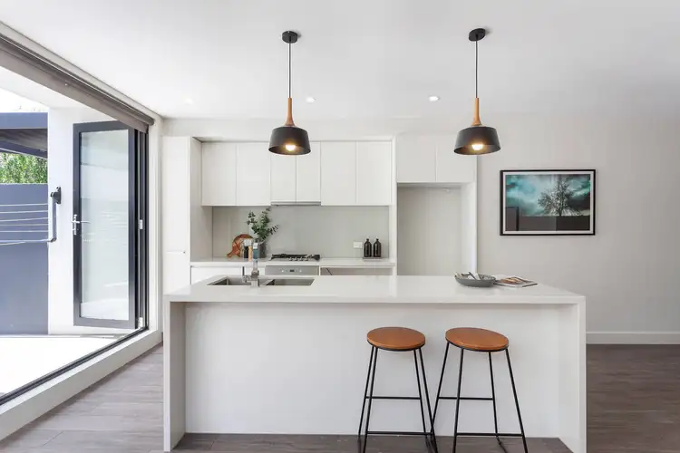 Fourth view of Homely apartment listing, 3/34 Pine Avenue, Elwood VIC 3184