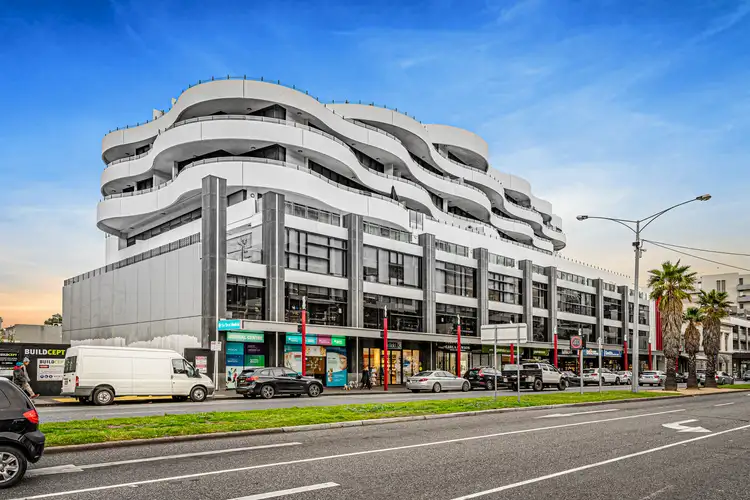 701/108 Bay Street, Port Melbourne VIC 3207