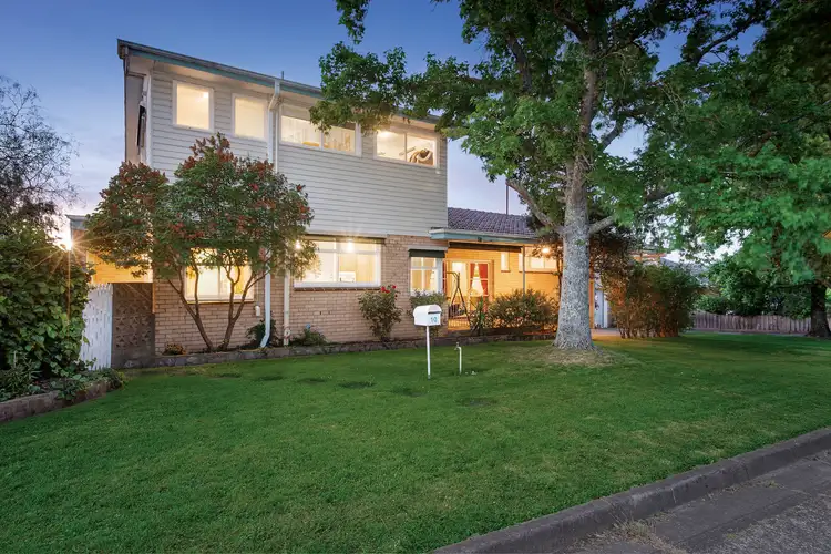 10 Lovenear Grove, Ballarat East VIC 3350