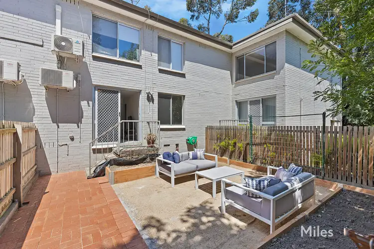 2/11 Andrews Street, Heidelberg VIC 3084