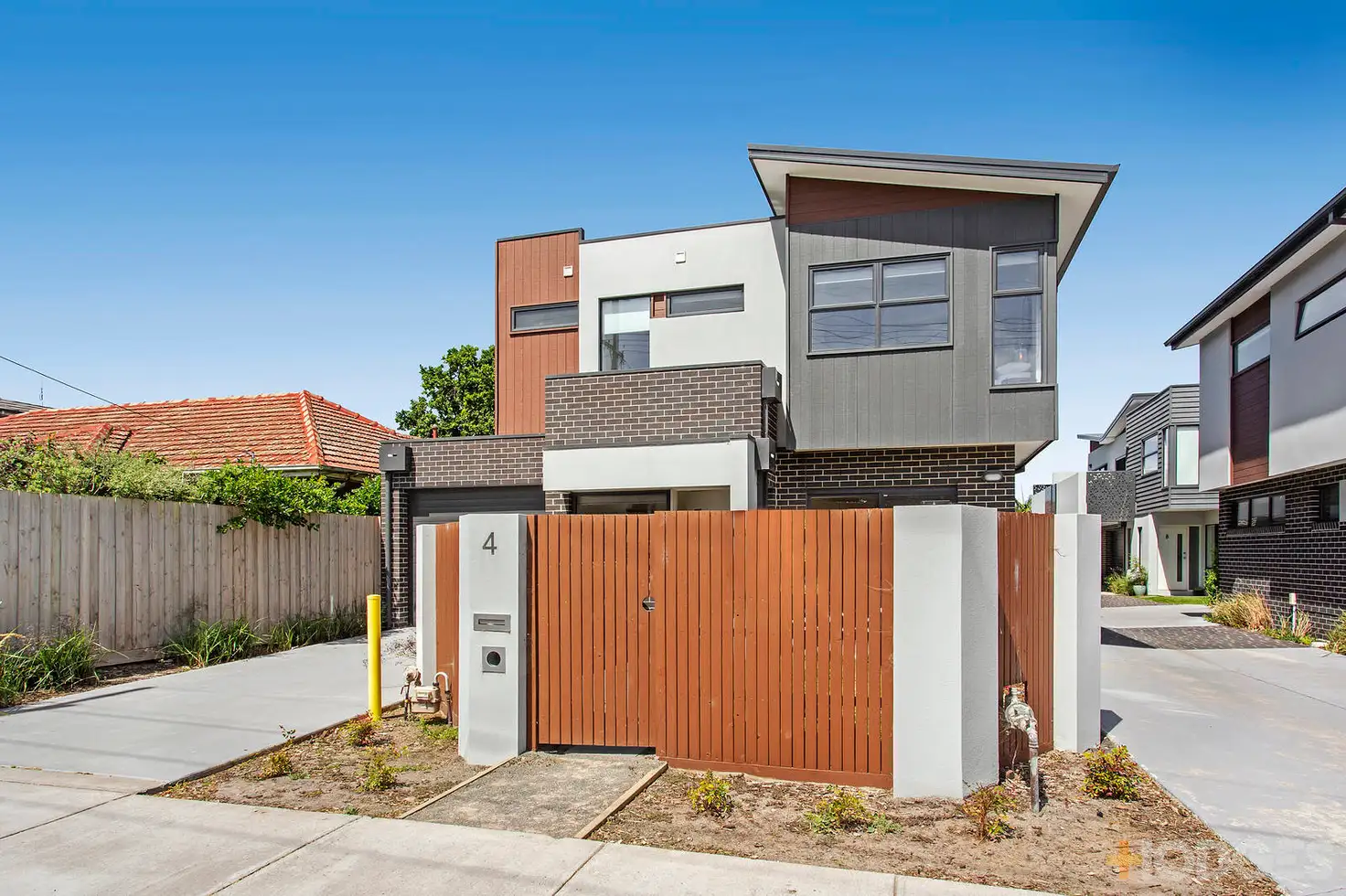 Main view of Homely townhouse listing, 4/52 Parkers Road, Parkdale VIC 3195