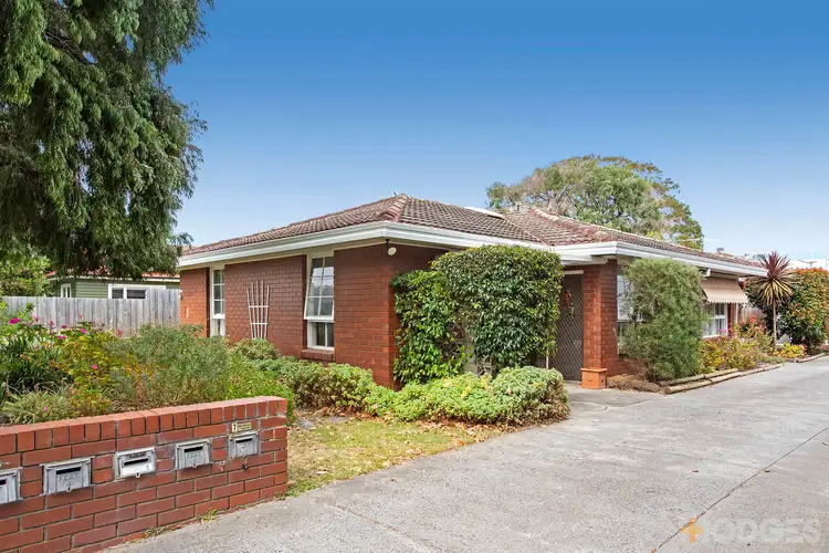 1/5 Olive Grove, Mentone VIC 3194