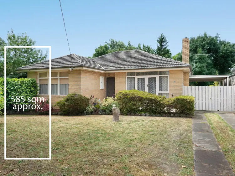 38 Morrie Crescent, Blackburn North VIC 3130