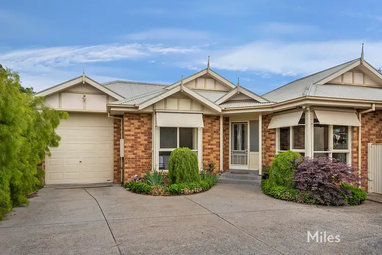 2/19 Brassey Avenue, Rosanna VIC 3084