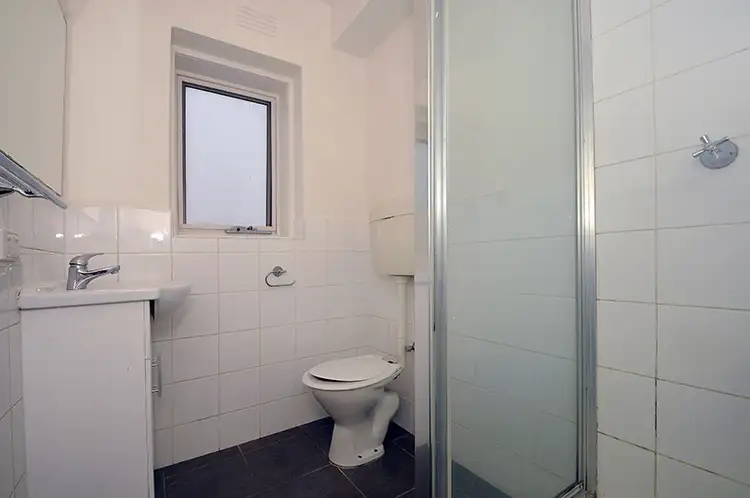Fifth view of Homely unit listing, 6/12 Marriott Street, St Kilda VIC 3182