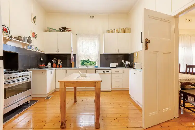 Third view of Homely house listing, 423 Doveton Street, Soldiers Hill VIC 3350