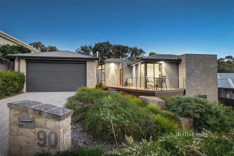 90 Brackenbury Street, Warrandyte VIC 3113