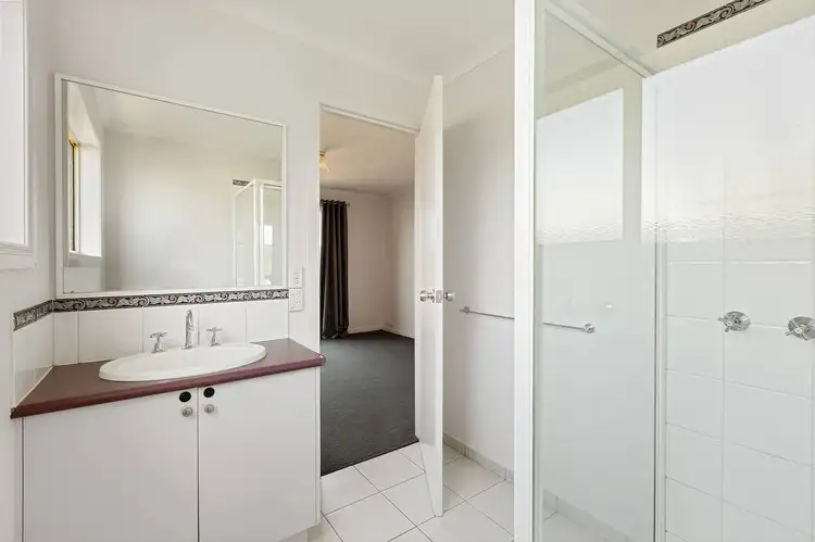 Sixth view of Homely house listing, 18 Melvyn Crescent, Mount Clear VIC 3350