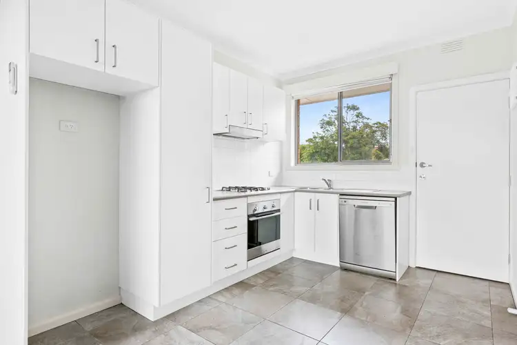 15 Birdwood Avenue
