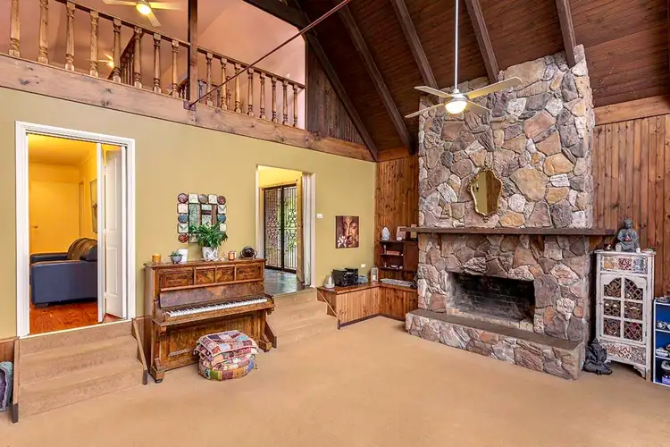 Sixth view of Homely house listing, 8 Barrington Court, Mount Clear VIC 3350