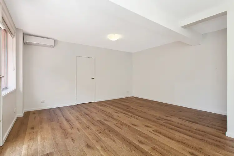 Second view of Homely apartment listing, 3/12 Cushing Avenue, Bentleigh VIC 3204