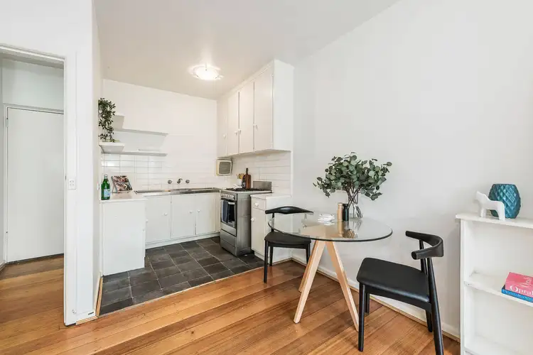 Third view of Homely apartment listing, 2/5 Gordon Street, Toorak VIC 3142