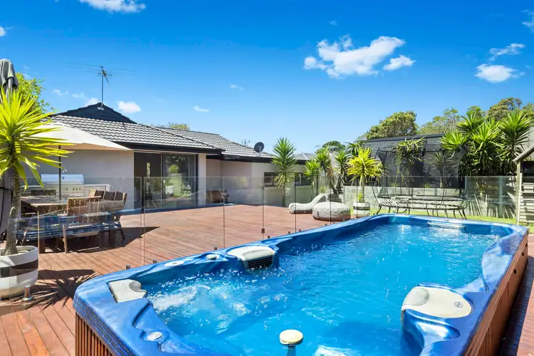 7 Orcades Avenue, Rye VIC 3941
