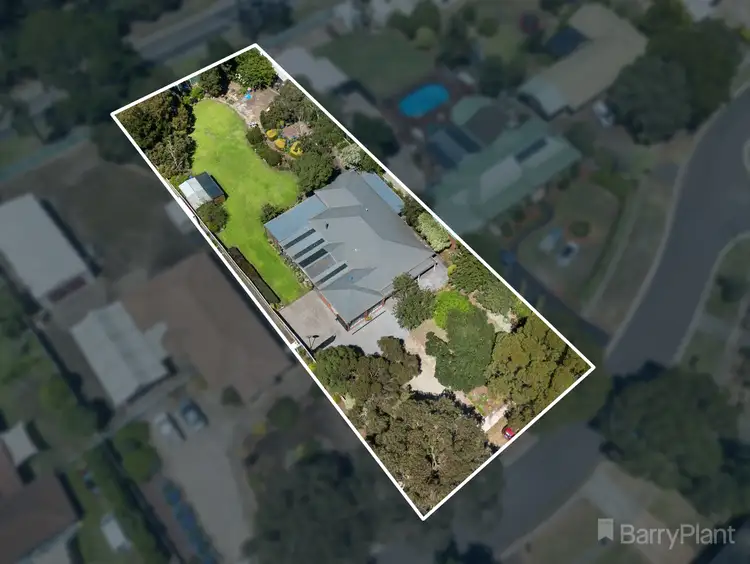 Second view of Homely house listing, 7 Franklin Close, Wallan VIC 3756