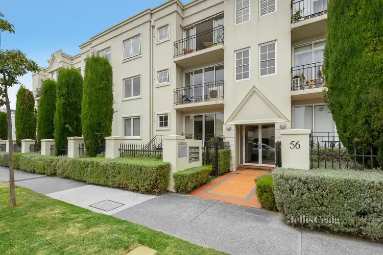 21/56 Beach Road, Hampton VIC 3188