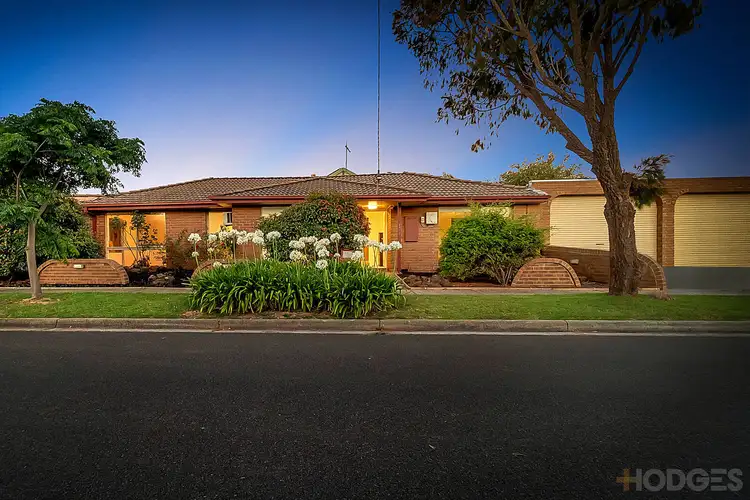 1 Daphne Close, Aspendale Gardens VIC 3195