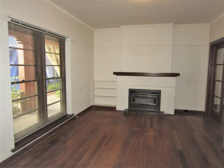 Third view of Homely apartment listing, 5/611 Burke Road, Hawthorn East VIC 3123