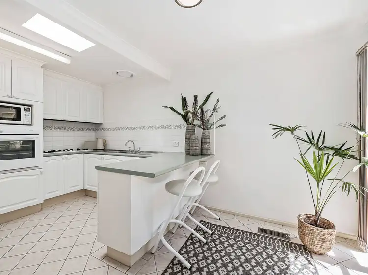 Fifth view of Homely house listing, 4/14 Parring Road, Balwyn VIC 3103
