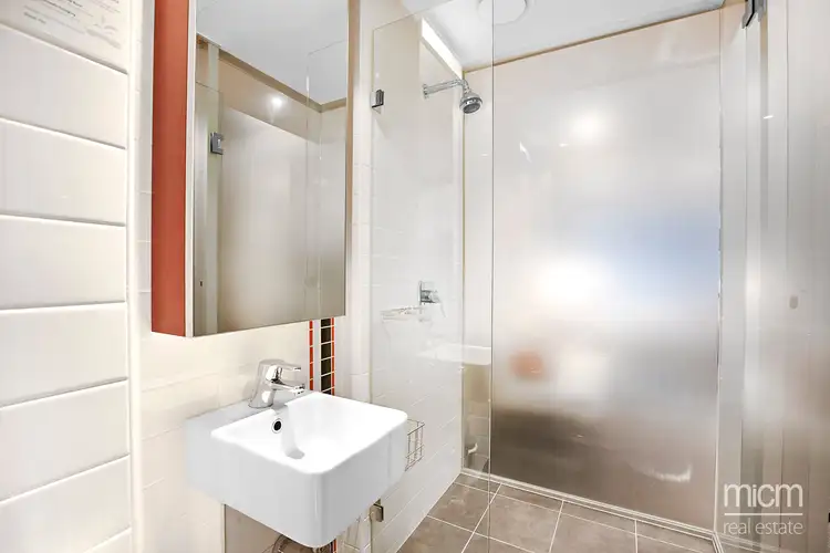 Fifth view of Homely studio listing, 211/181 ABeckett Street, Melbourne VIC 3000