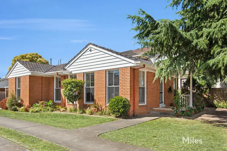 Main view of Homely unit listing, 2/15-17 Lower Plenty Road, Rosanna VIC 3084