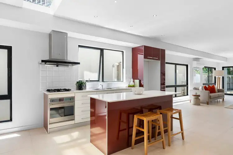 16B Milton Avenue, Clayton South VIC 3169