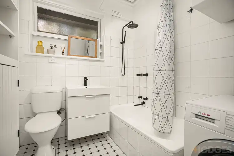 Fifth view of Homely apartment listing, 3/694 Inkerman Road, Caulfield North VIC 3161