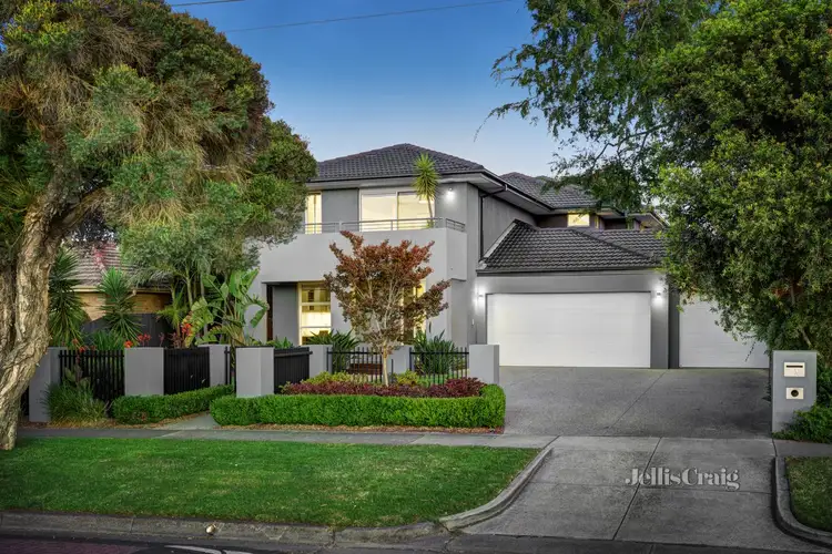 39 Orchard Grove, Blackburn South VIC 3130