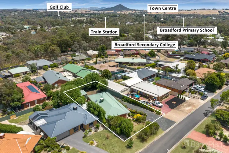 Second view of Homely house listing, 19 Conabere Court, Broadford VIC 3658